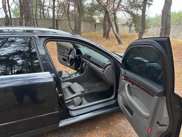 Черный Ауди А4, объемом двигателя 2.5 л и пробегом 370 тыс. км за 3100 $, фото 9 на Automoto.ua