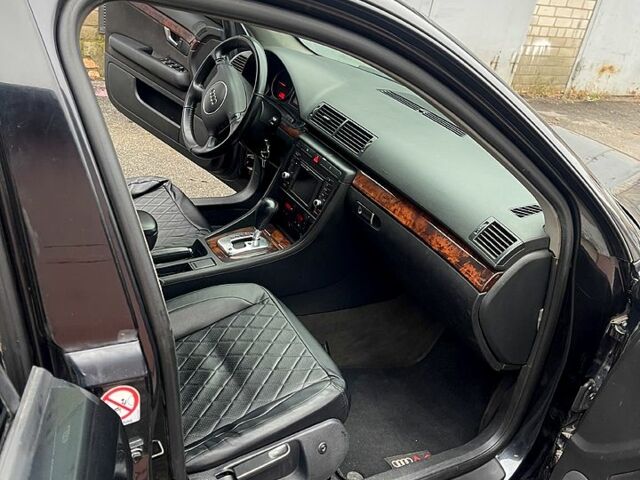 Черный Ауди А4, объемом двигателя 2.5 л и пробегом 0 тыс. км за 5100 $, фото 8 на Automoto.ua