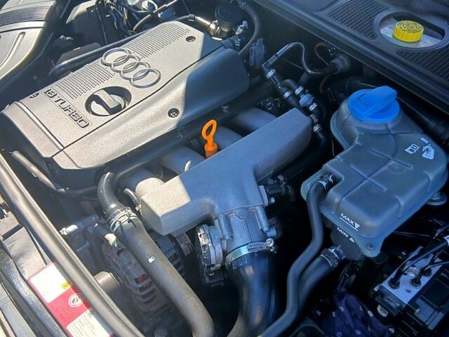 Черный Ауди А4, объемом двигателя 1.8 л и пробегом 190 тыс. км за 6000 $, фото 5 на Automoto.ua