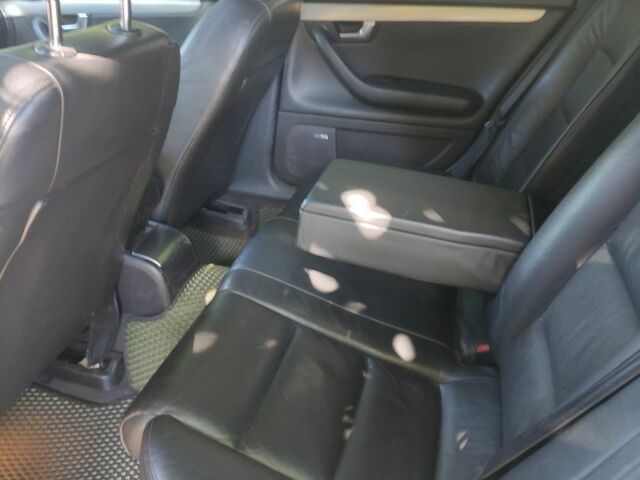 Черный Ауди А4, объемом двигателя 2.5 л и пробегом 398 тыс. км за 3600 $, фото 6 на Automoto.ua