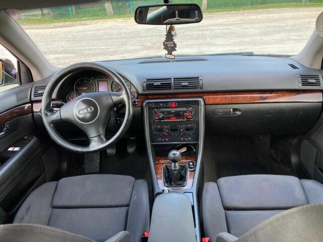 Черный Ауди А4, объемом двигателя 1.9 л и пробегом 333 тыс. км за 2500 $, фото 10 на Automoto.ua