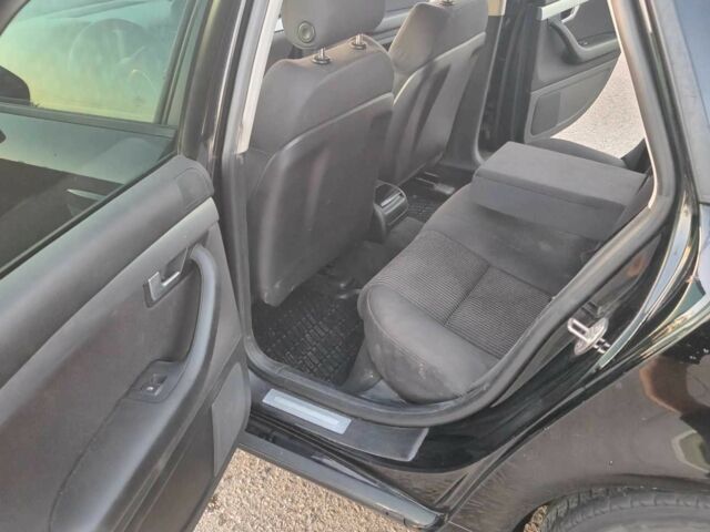 Чорний Ауді А4, об'ємом двигуна 2.5 л та пробігом 400 тис. км за 3800 $, фото 8 на Automoto.ua