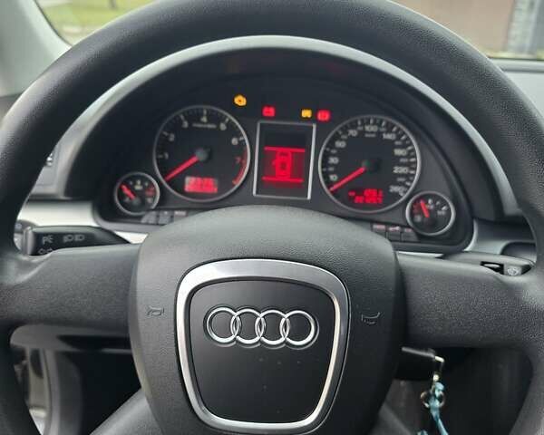 Черный Ауди А4, объемом двигателя 1.6 л и пробегом 221 тыс. км за 5999 $, фото 26 на Automoto.ua