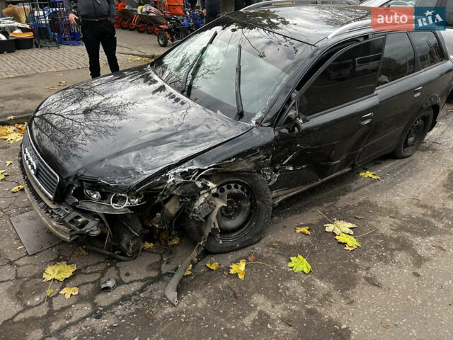 Черный Ауди А4, объемом двигателя 2.5 л и пробегом 200 тыс. км за 1800 $, фото 1 на Automoto.ua