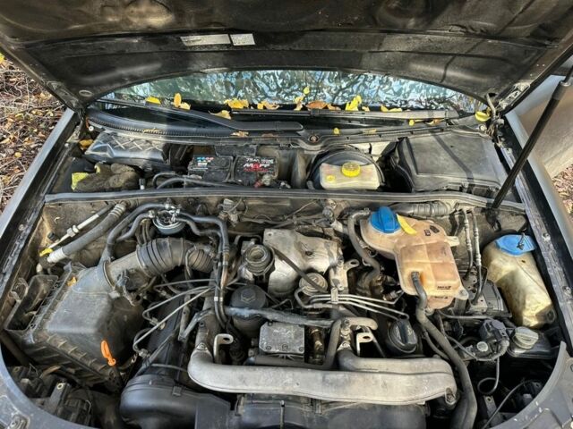 Чорний Ауді А4, об'ємом двигуна 0 л та пробігом 364 тис. км за 2500 $, фото 7 на Automoto.ua