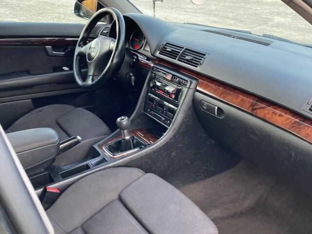 Чорний Ауді А4, об'ємом двигуна 1.9 л та пробігом 333 тис. км за 2700 $, фото 9 на Automoto.ua