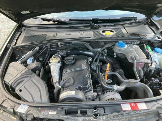 Черный Ауди А4, объемом двигателя 1.9 л и пробегом 333 тыс. км за 2750 $, фото 9 на Automoto.ua