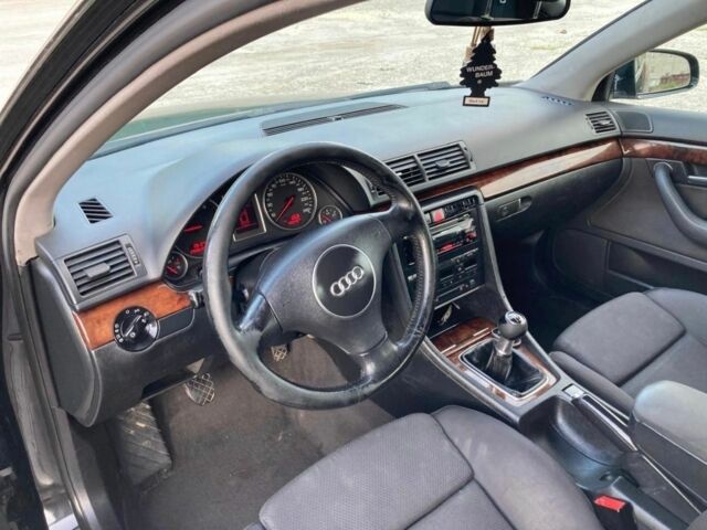 Черный Ауди А4, объемом двигателя 1.9 л и пробегом 333 тыс. км за 2750 $, фото 6 на Automoto.ua