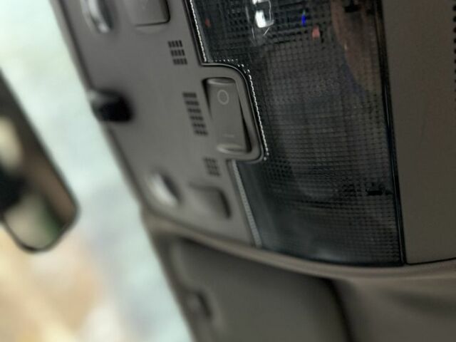 Черный Ауди А4, объемом двигателя 1.9 л и пробегом 300 тыс. км за 2850 $, фото 10 на Automoto.ua