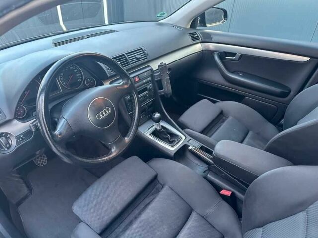 Чорний Ауді А4, об'ємом двигуна 1.9 л та пробігом 221 тис. км за 1700 $, фото 7 на Automoto.ua