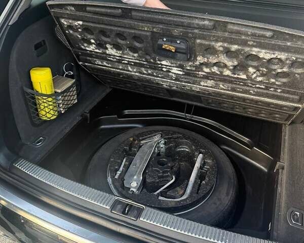 Ауди А4 2004 в Броварах на Automoto.ua Черный Ауди А4, объемом двигателя 1.8 л и пробегом 257 тыс. км за 8500 $, фото 4 на Automoto.ua