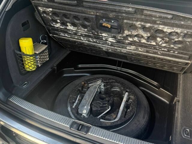 Ауди А4 2004 в Броварах на Automoto.ua Черный Ауди А4, объемом двигателя 1.8 л и пробегом 257 тыс. км за 8500 $, фото 7 на Automoto.ua