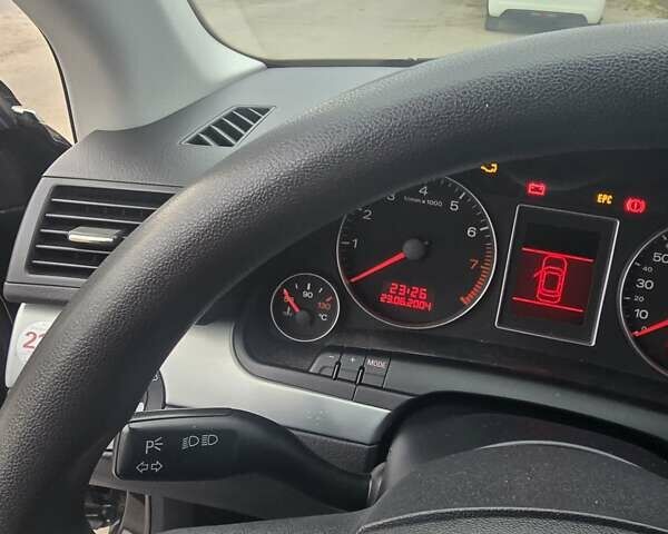 Черный Ауди А4, объемом двигателя 1.6 л и пробегом 221 тыс. км за 5999 $, фото 27 на Automoto.ua