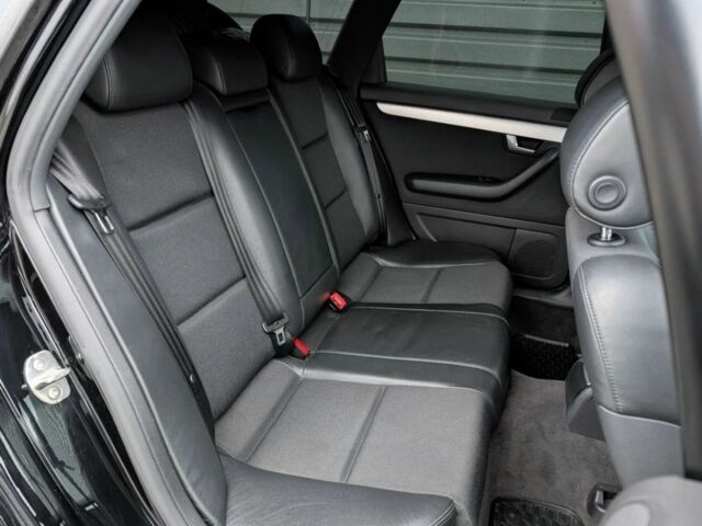 Чорний Ауді А4, об'ємом двигуна 1.9 л та пробігом 278 тис. км за 2300 $, фото 5 на Automoto.ua