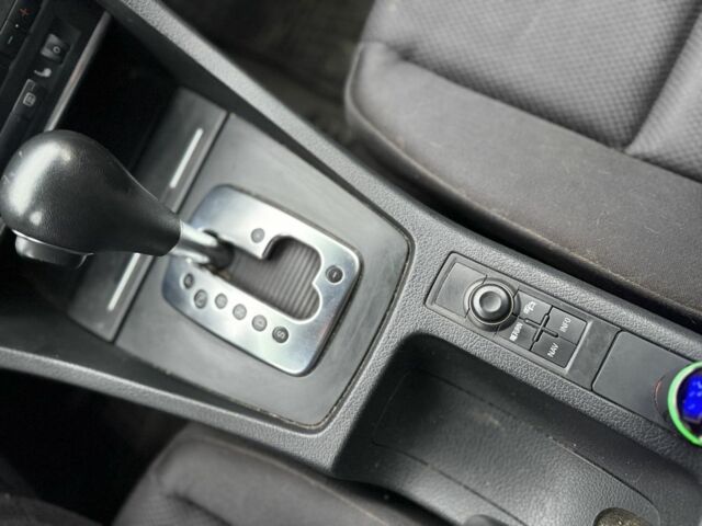 Черный Ауди А4, объемом двигателя 1.9 л и пробегом 300 тыс. км за 2850 $, фото 9 на Automoto.ua