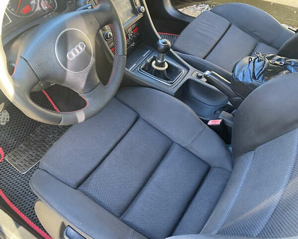 Черный Ауди А4, объемом двигателя 2.5 л и пробегом 330 тыс. км за 5199 $, фото 9 на Automoto.ua