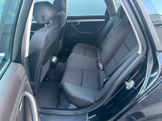 Чорний Ауді А4, об'ємом двигуна 1.9 л та пробігом 212 тис. км за 1700 $, фото 1 на Automoto.ua