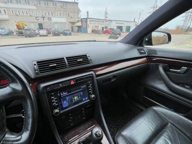 Черный Ауди А4, объемом двигателя 1.9 л и пробегом 370 тыс. км за 3350 $, фото 9 на Automoto.ua