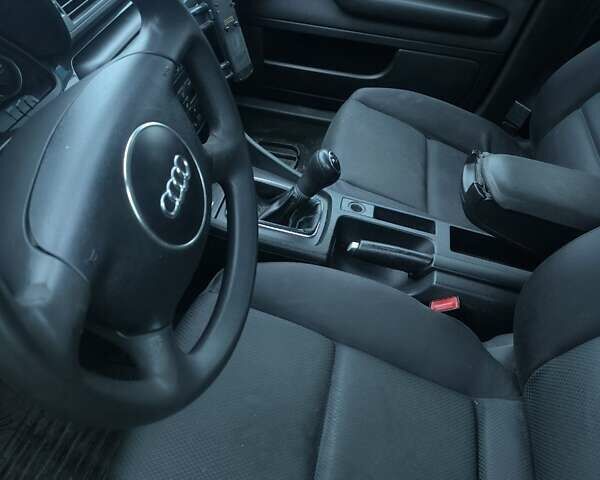 Чорний Ауді А4, об'ємом двигуна 1.9 л та пробігом 415 тис. км за 2550 $, фото 1 на Automoto.ua