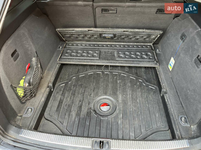 Чорний Ауді А4, об'ємом двигуна 1.9 л та пробігом 395 тис. км за 5500 $, фото 49 на Automoto.ua
