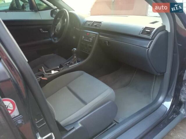 Чорний Ауді А4, об'ємом двигуна 1.6 л та пробігом 218 тис. км за 6500 $, фото 5 на Automoto.ua