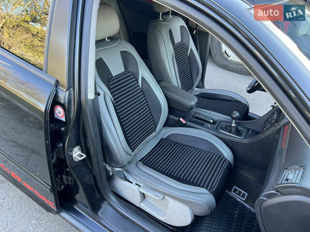 Чорний Ауді А4, об'ємом двигуна 1.9 л та пробігом 300 тис. км за 3799 $, фото 6 на Automoto.ua