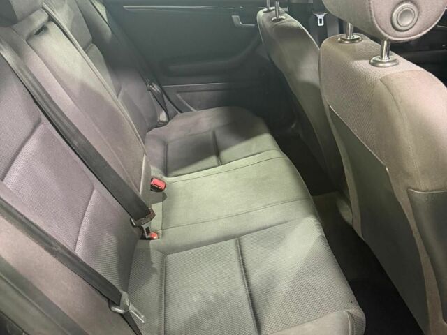 Черный Ауди А4, объемом двигателя 0 л и пробегом 300 тыс. км за 2599 $, фото 14 на Automoto.ua