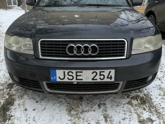 Чорний Ауді А4, об'ємом двигуна 2.5 л та пробігом 306 тис. км за 2371 $, фото 1 на Automoto.ua