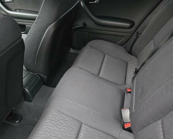 Черный Ауди А4, объемом двигателя 1.6 л и пробегом 221 тыс. км за 5999 $, фото 31 на Automoto.ua