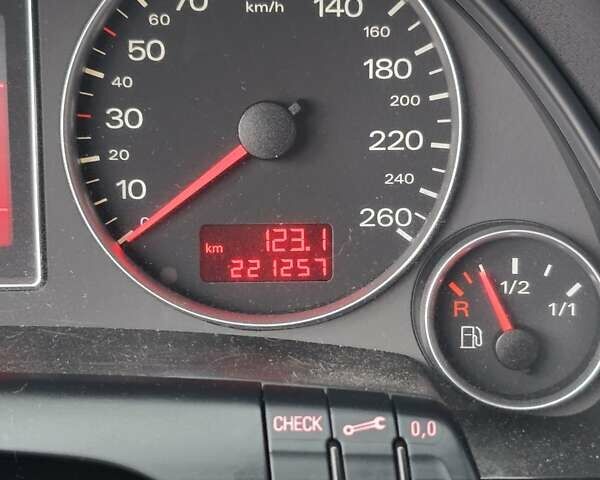 Черный Ауди А4, объемом двигателя 1.6 л и пробегом 221 тыс. км за 5999 $, фото 28 на Automoto.ua