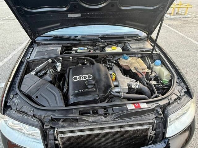 Ауди А4 2004 в Броварах на Automoto.ua Черный Ауди А4, объемом двигателя 1.8 л и пробегом 257 тыс. км за 8500 $, фото 6 на Automoto.ua