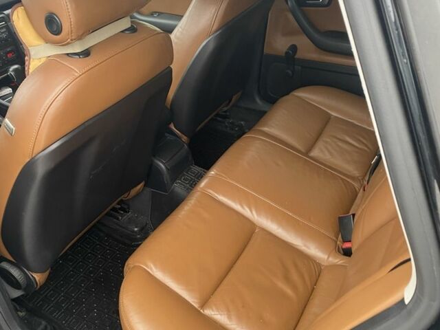 Черный Ауди А4, объемом двигателя 1.8 л и пробегом 259 тыс. км за 6800 $, фото 6 на Automoto.ua