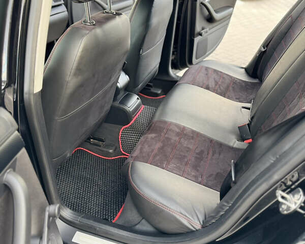 Черный Ауди А4, объемом двигателя 1.6 л и пробегом 326 тыс. км за 5450 $, фото 7 на Automoto.ua