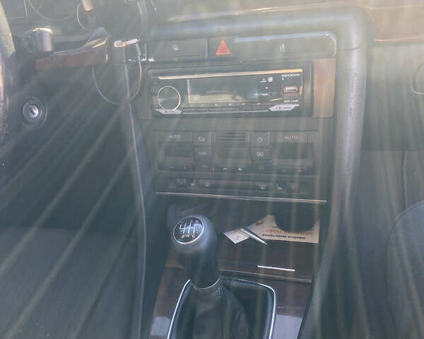 Чорний Ауді А4, об'ємом двигуна 1.97 л та пробігом 320 тис. км за 4900 $, фото 4 на Automoto.ua