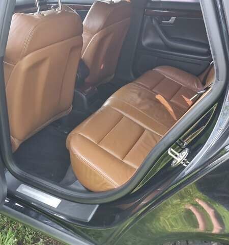 Черный Ауди А4, объемом двигателя 2.5 л и пробегом 354 тыс. км за 5300 $, фото 14 на Automoto.ua