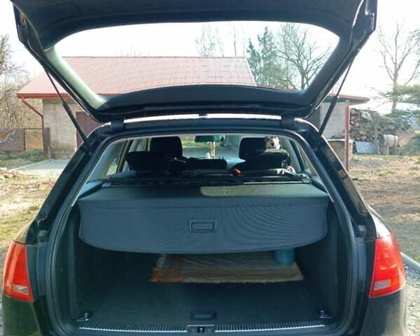 Черный Ауди А4, объемом двигателя 1.9 л и пробегом 314 тыс. км за 6700 $, фото 4 на Automoto.ua