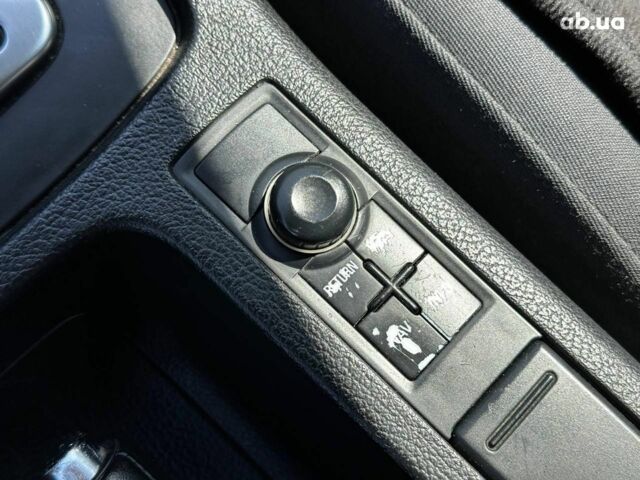 Черный Ауди А4, объемом двигателя 2 л и пробегом 318 тыс. км за 6940 $, фото 19 на Automoto.ua