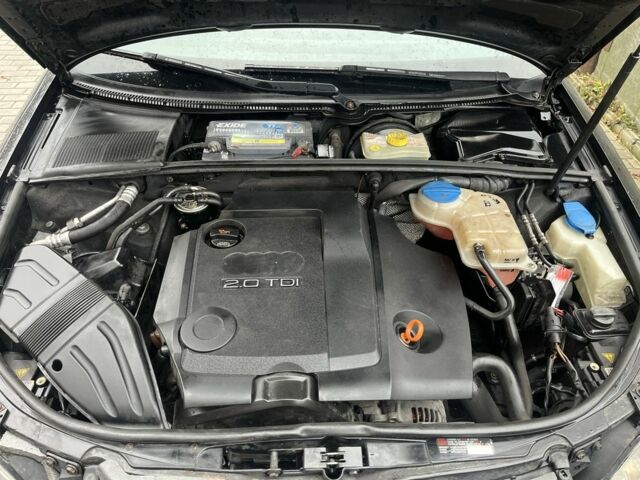 Черный Ауди А4, объемом двигателя 2 л и пробегом 276 тыс. км за 2850 $, фото 18 на Automoto.ua