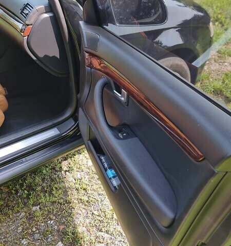 Черный Ауди А4, объемом двигателя 2.5 л и пробегом 354 тыс. км за 5300 $, фото 12 на Automoto.ua