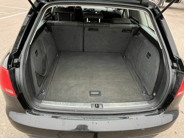 Черный Ауди А4, объемом двигателя 2 л и пробегом 276 тыс. км за 2850 $, фото 12 на Automoto.ua