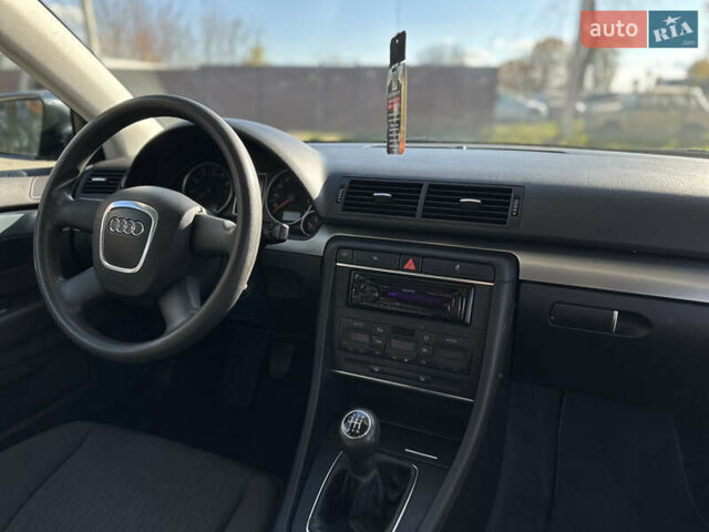 Ауди А4 2005 в Виннице на Automoto.ua Черный Ауди А4, объемом двигателя 1.6 л и пробегом 238 тыс. км за 6700 $, фото 45 на Automoto.ua