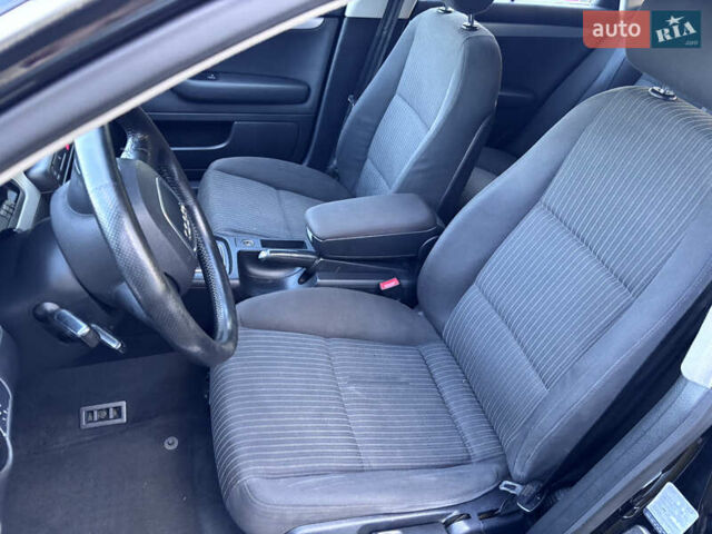 Черный Ауди А4, объемом двигателя 2.5 л и пробегом 406 тыс. км за 5000 $, фото 8 на Automoto.ua