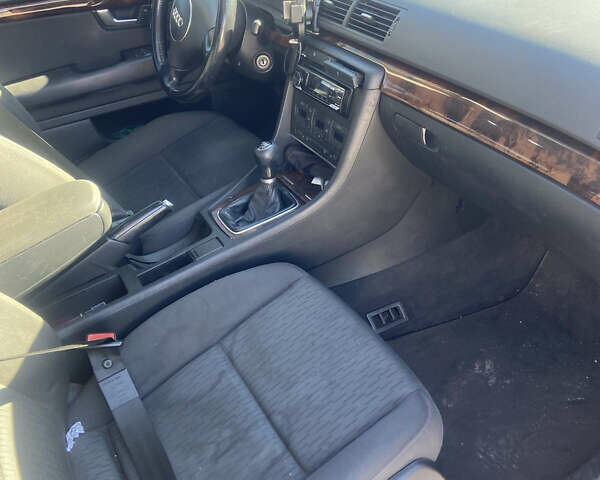 Чорний Ауді А4, об'ємом двигуна 1.97 л та пробігом 320 тис. км за 4900 $, фото 5 на Automoto.ua