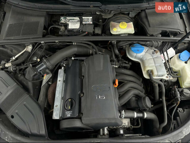 Ауди А4 2005 в Виннице на Automoto.ua Черный Ауди А4, объемом двигателя 1.6 л и пробегом 238 тыс. км за 6700 $, фото 52 на Automoto.ua