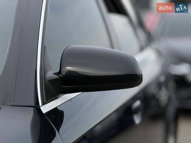 Черный Ауди А4, объемом двигателя 2 л и пробегом 337 тыс. км за 6200 $, фото 7 на Automoto.ua