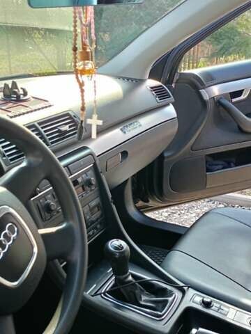 Черный Ауди А4, объемом двигателя 1.9 л и пробегом 314 тыс. км за 6700 $, фото 10 на Automoto.ua