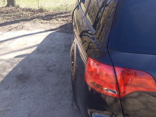 Чорний Ауді А4, об'ємом двигуна 2 л та пробігом 280 тис. км за 8000 $, фото 3 на Automoto.ua