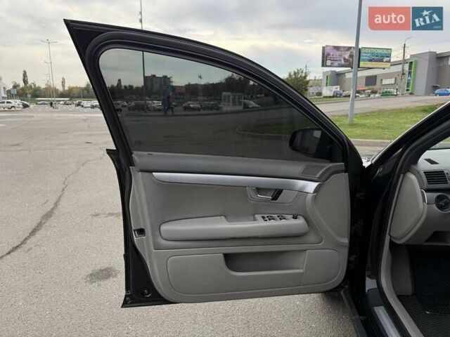 Черный Ауди А4, объемом двигателя 2 л и пробегом 337 тыс. км за 6200 $, фото 29 на Automoto.ua