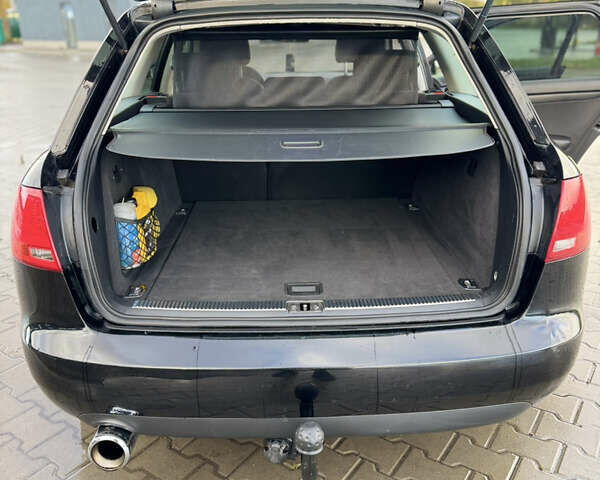 Черный Ауди А4, объемом двигателя 1.6 л и пробегом 326 тыс. км за 5450 $, фото 8 на Automoto.ua