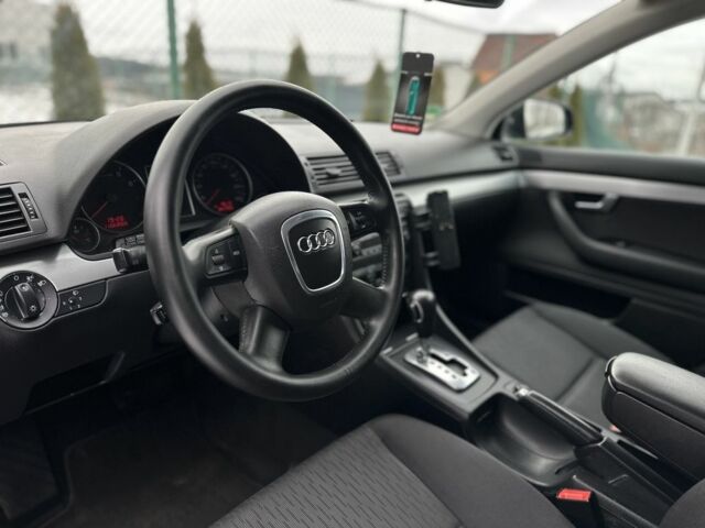 Чорний Ауді А4, об'ємом двигуна 2 л та пробігом 241 тис. км за 7200 $, фото 5 на Automoto.ua